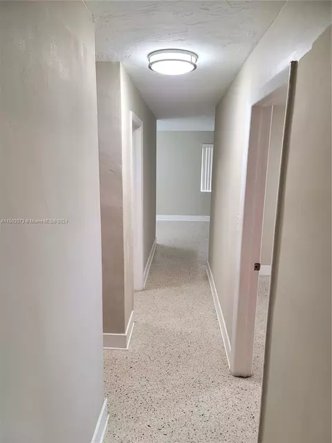 660 W 16th St, Hialeah, FL 33010 photo 13