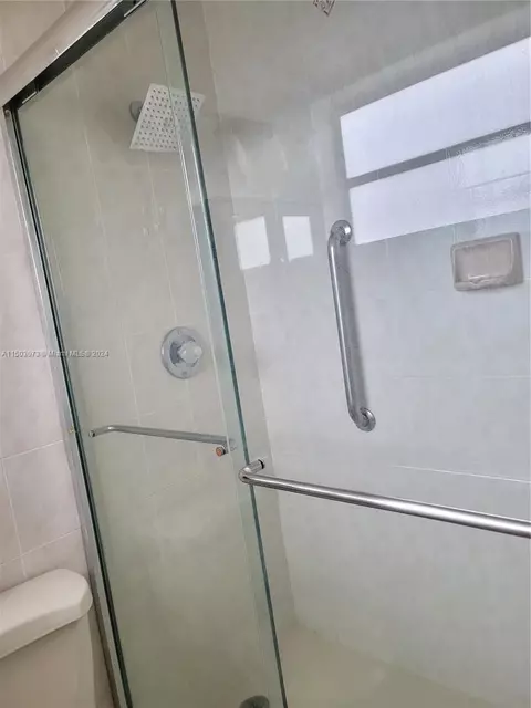 660 W 16th St, Hialeah, FL 33010 photo 9
