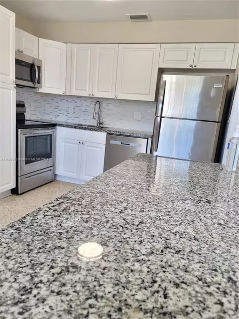 660 W 16th St, Hialeah, FL 33010 photo 19