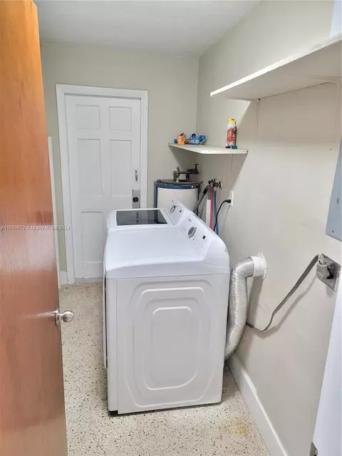 660 W 16th St, Hialeah, FL 33010 photo 23