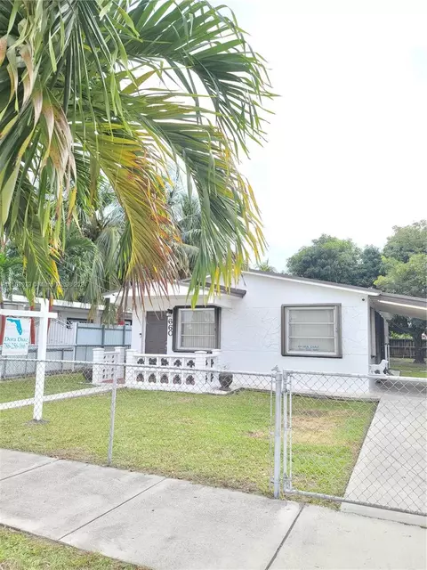 660 W 16th St, Hialeah, FL 33010 photo 5