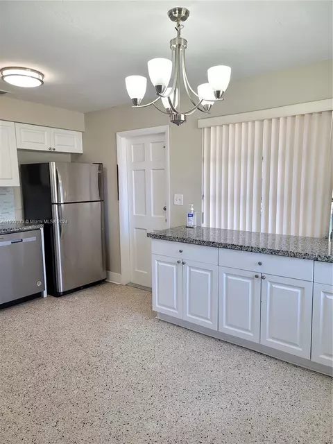660 W 16th St, Hialeah, FL 33010 photo 17