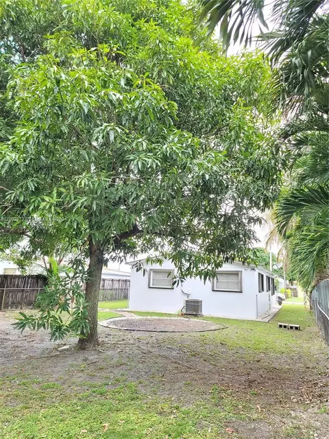 660 W 16th St, Hialeah, FL 33010 photo 31