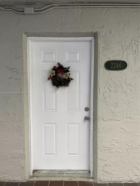10000 NW 80 Ct Samari Lk E #2246, Hialeah Gardens, FL 33016