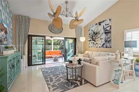 7852 Lexington Club Blvd #D, Delray Beach, FL 33446