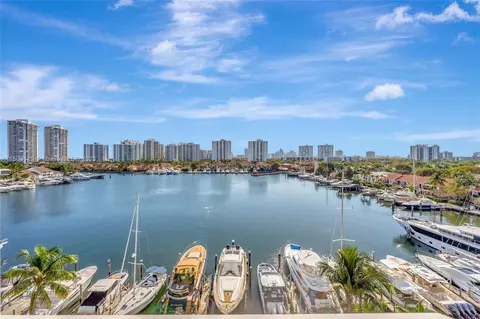 3610 Yacht Club Dr #709, Aventura, FL 33180