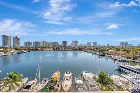 3610 Yacht Club Dr #709, Aventura, FL 33180