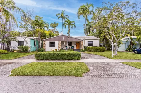1527 Dewey St, Hollywood, FL 33020