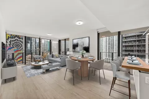 1000 Brickell Plz #1915, Miami, FL 33131