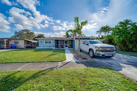 7440 Fillmore St, Hollywood, FL 33024