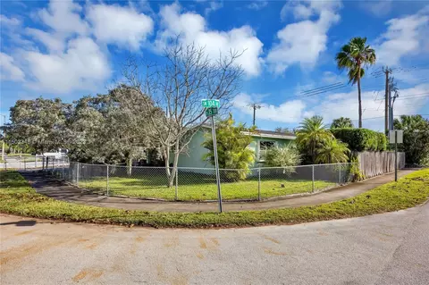 10370 SW 35th Ter, Miami, FL 33165