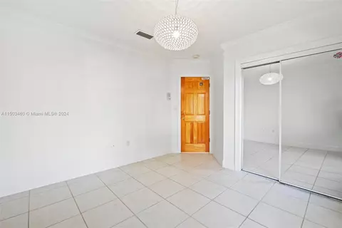 556 W 45th Pl, Hialeah, FL 33012 photo 29