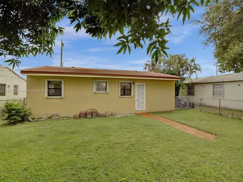 1979 NW 152nd Ter, Miami Gardens, FL 33054 photo 11