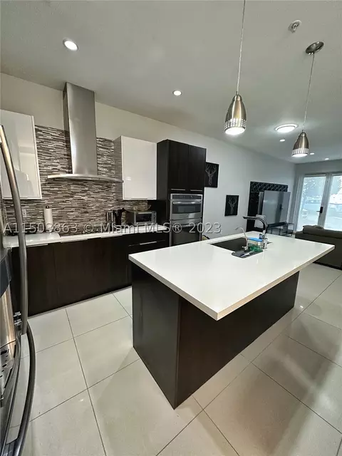 6310 NW 103rd Pl #101, Doral, FL 33178