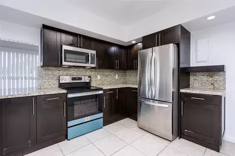 5102 Sheridan St #2, Hollywood, FL 33021