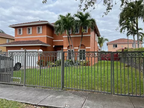 15017 SW 32nd Ln, Miami, FL 33185