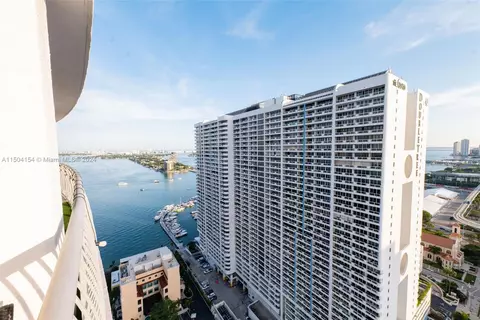 1750 N Bayshore Dr #3308, Miami, FL 33132