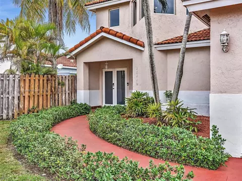 11113 SW 156th Ct, Miami, FL 33196 photo 2