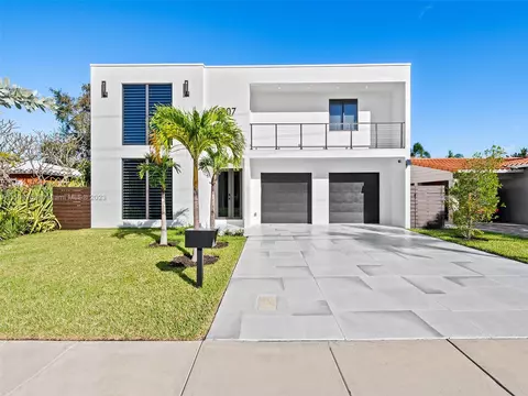 1807 NE 18th St, Fort Lauderdale, FL 33305