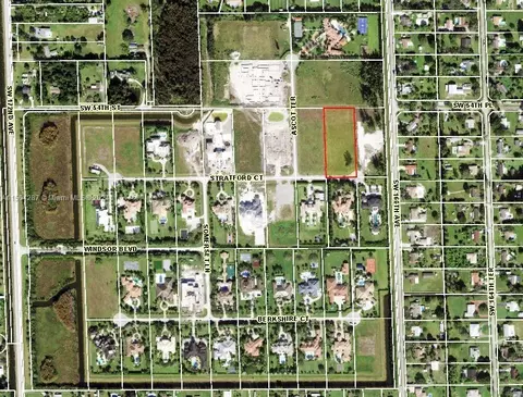16715 Stratford Ct, Southwest Ranches, FL 33331
