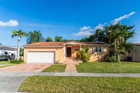 2215 SW 83rd Ct, Miami, FL 33155
