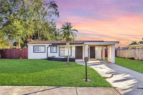 3130 SW 18th St, Fort Lauderdale, FL 33312