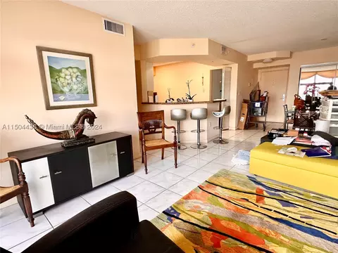 1900 Sunset Harbour Dr #1107, Miami Beach, FL 33139