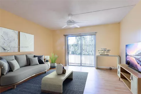 588 Trace Cir #106, Deerfield Beach, FL 33441