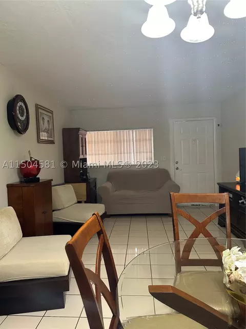 7603 29 Ln #101, Hialeah, FL 33018