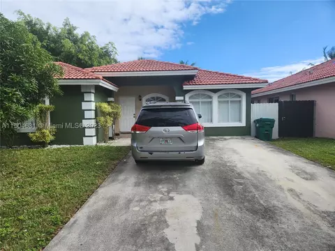 20463 NW 19th Ave, Miami Gardens, FL 33056