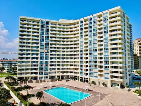3180 S Ocean Dr #122, Hallandale Beach, FL 33009