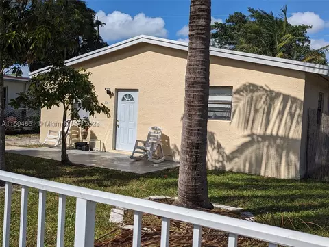 2549 NW 4th St, Pompano Beach, FL 33069