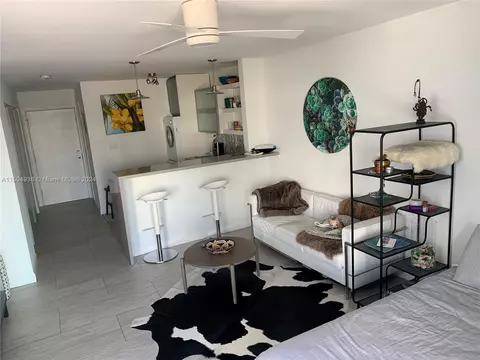 1441 Lincoln Rd #317, Miami Beach, FL 33139