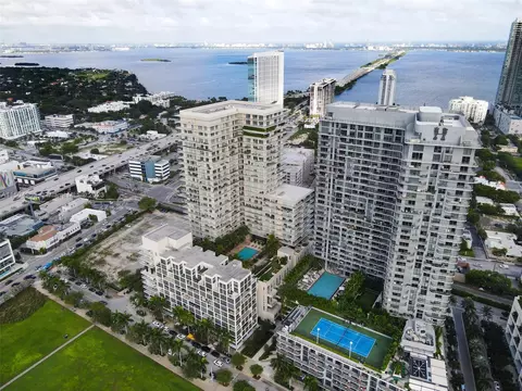 121 NE 34th St #2806, Miami, FL 33137