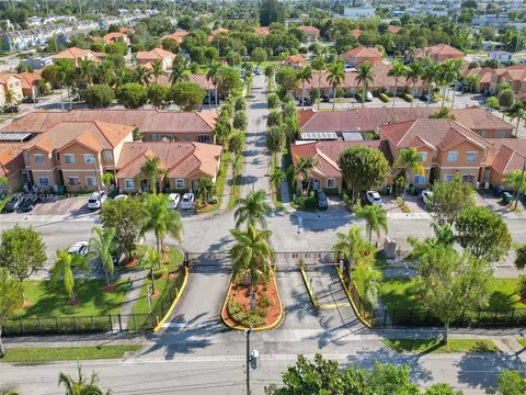 10918 SW 181st Ter #10918, Miami, FL 33157