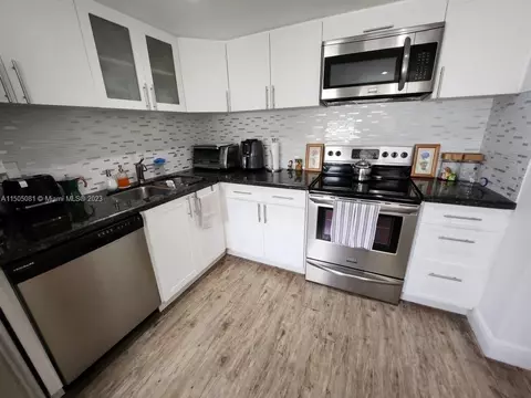 330 SE 2nd St #502H, Hallandale Beach, FL 33009