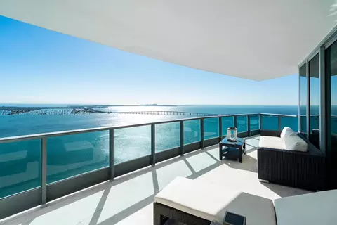 1331 Brickell Bay Dr #3511, Miami, FL 33131
