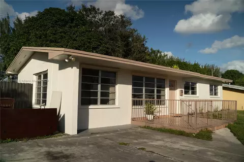 Undisclosed, Hialeah, FL 33012 photo 3