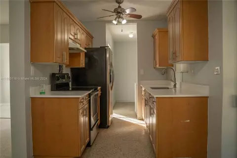Undisclosed, Hialeah, FL 33012 photo 13