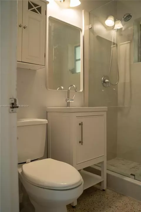 Undisclosed, Hialeah, FL 33012 photo 18