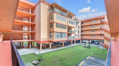 1810 W 56th St #3116, Hialeah, FL 33012