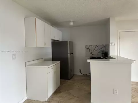 9719 Hammocks Blvd #107, Miami, FL 33196