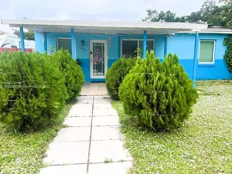 1255 NW 84th Ter, Miami, FL 33147