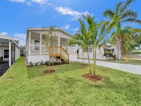 2928 W Marina Dr, Fort Lauderdale, FL 33312