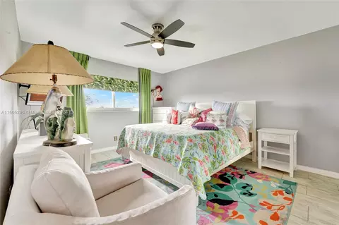 5300 Washington St #K324, Hollywood, FL 33021