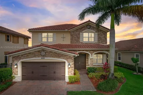 9991 S Miralago Way, Parkland, FL 33076