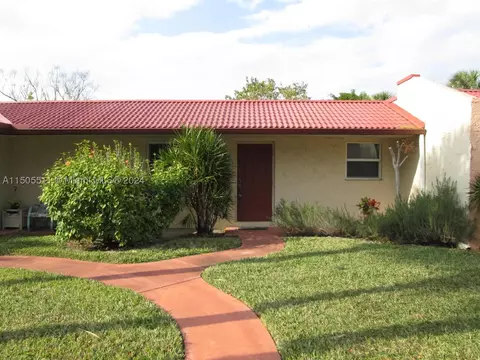 117 Lake Carol Dr #1, West Palm Beach, FL 33411
