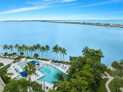 2333 Brickell Ave #1012, Miami, FL 33129