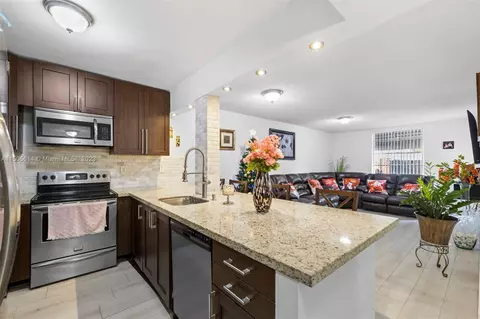 5665 W 20th Ave #101, Hialeah, FL 33012