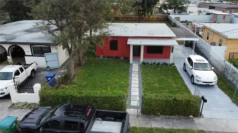 2172 NW 100th St, Miami, FL 33147
